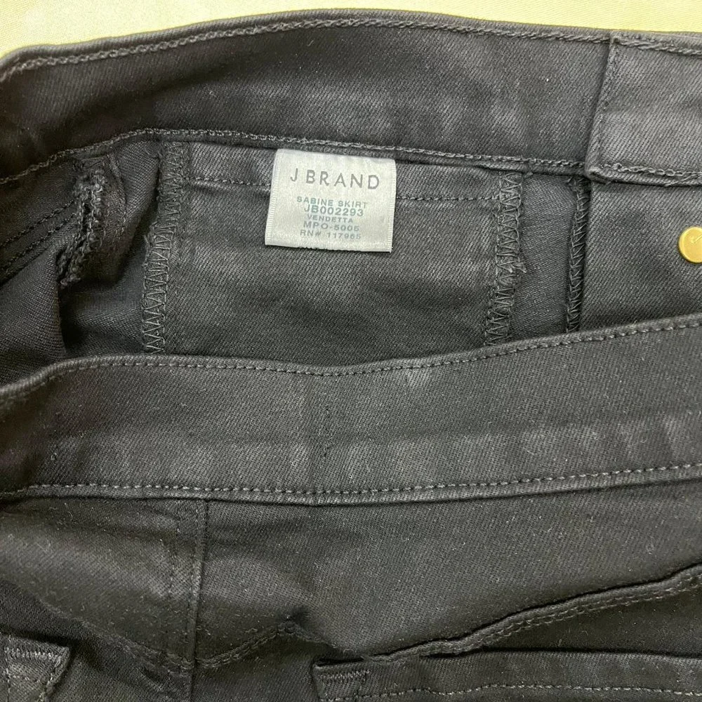 NWOT J BRAND Sabine Mid Rise Mini Vendetta Skirt Black GOLD BUTTON RARE UNIQUE - Picture 6 of 7